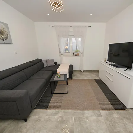 M Apartman Zadar
